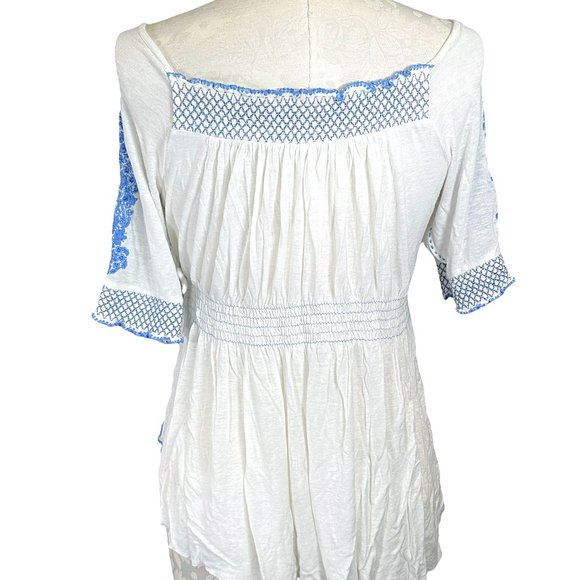 Free People Embroidered Elastic Ruched Peasant Top Blue/White Women's Medium - Picture 6 of 14